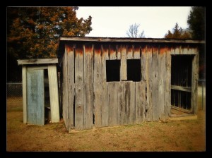 Gravediggers Shack & Outhouse 